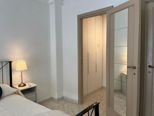A bed or beds in a room at Vatican Walls Apartment