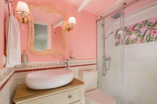 Alexandras Downtown Penthouse