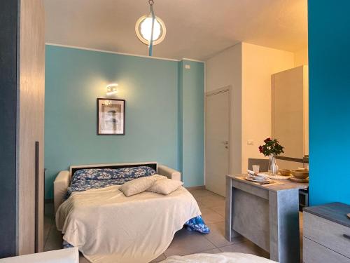 Voodi või voodid majutusasutuse [300 metri dal Mare] Elegante monolocale con A/C toas