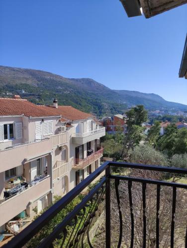 Apartments with parking space Stobrec, Split - 20510