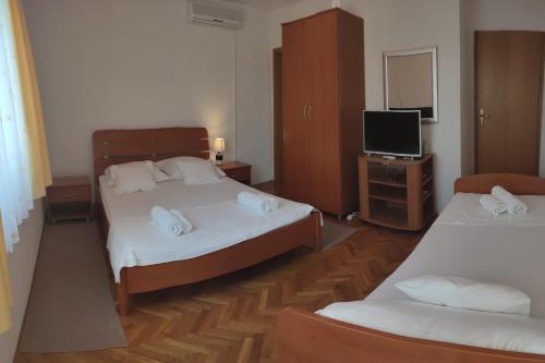 Apartments with parking space Stobrec, Split - 20510