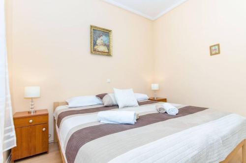 Apartments with parking space Kastel Novi, Kastela - 20997