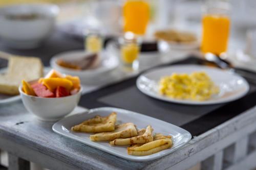 Еда / где поесть недалеко от курортного отеля