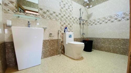 Koupelna v ubytování KPN Trinco Holiday Resort