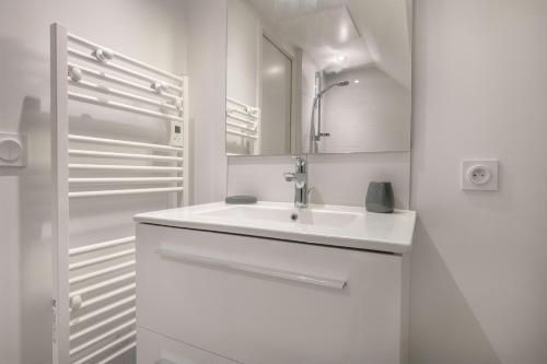 Kúpeľňa v ubytovaní Superbe maison pour 10 personnes à Sarzeau