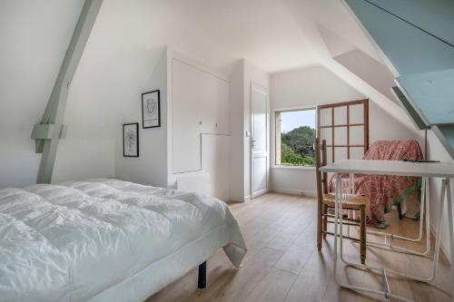 Posteľ alebo postele v izbe v ubytovaní Superbe maison pour 10 personnes à Sarzeau