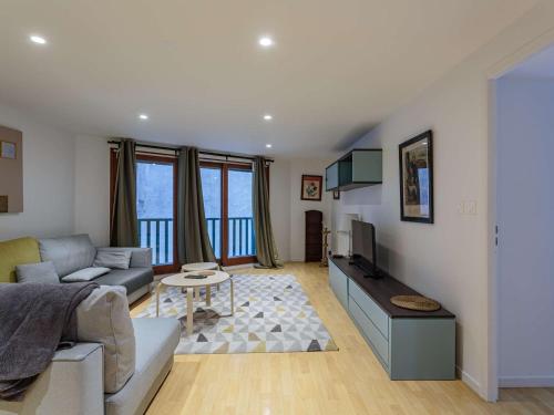 Zdjęcie z galerii obiektu Appartement moderne 2 chambres au centre de Biarritz, à 320 m de la plage - FR-1-3-577 w Biarritz