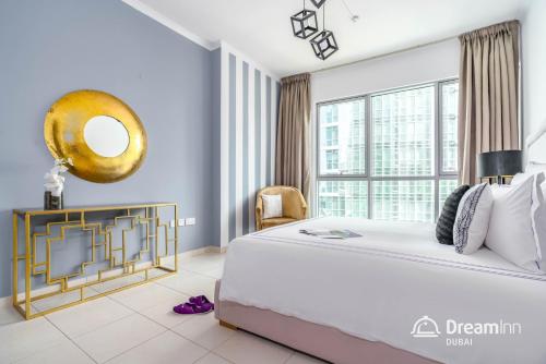 Postel nebo postele na pokoji v ubytování Dream Inn Apartments - Burj Residence with Fountain View