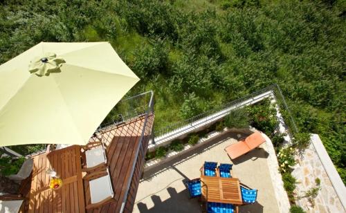 Κήπος έξω από το Villa Serena