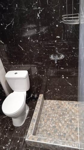 Un baño de HARI'S NEST CORFU