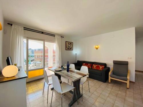 APARTAMENTOS AQUARIUM (2B). MUY CERCA DE LA PLAYA.