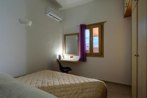 Heart of Oia - Private house with Jacuzzi
