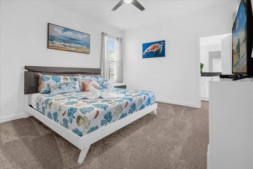 Stylish Resort Villa w/ Pool Near Disney Gated 5BR photo 34