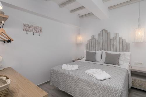 Gallery image of Orama Suites Milos in Adamas