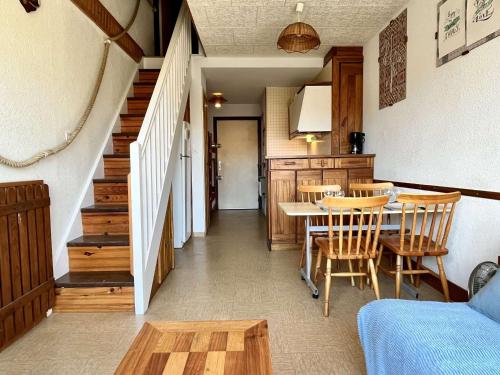 Appartement T2 avec Piscine, Proche Plage et Commerces, Parking Inclus - Argelès-sur-Mer - FR-1-225-671