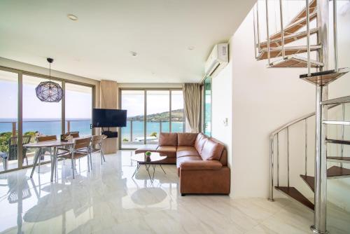 Гостиная зона в Oceana Sea View - Kamala Beach