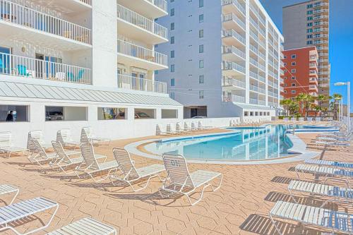 Πισίνα στο ή κοντά στο Ocean House II 2602
