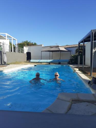 Chezmarcathy – Photos 3