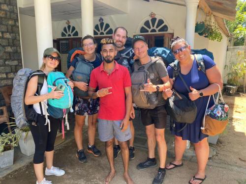 Tetamu yang menginap di Safari Garden Rest Udawalawa