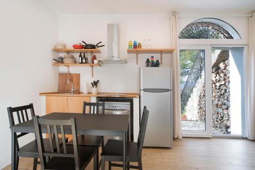 Una cocina o cocineta en Incantevole Veranda Panoramica
