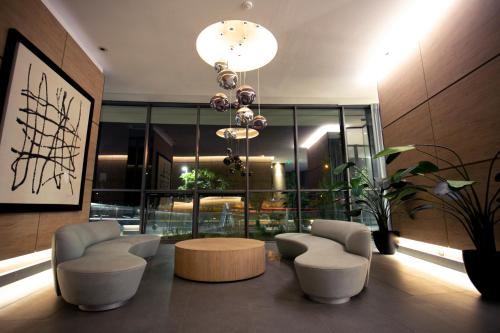 O saguão ou recepção de Luxury apartment, piso 34, distrito de lujo.