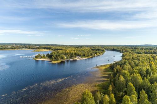 Gallery image of Lomakylä Timitraniemi in Lieksa