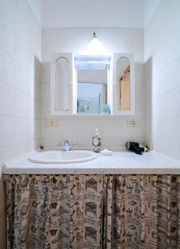 Xenia Apartments - Elegant flat in the center of Milan