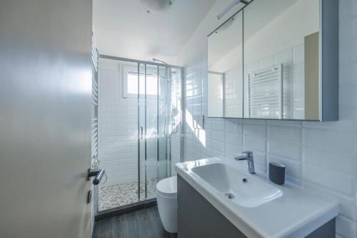 Xenia Apartments - Newly renovated flat in Fiera area