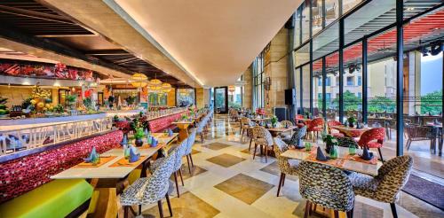 Restaurace v ubytování Regal Palace Resort & Spa
