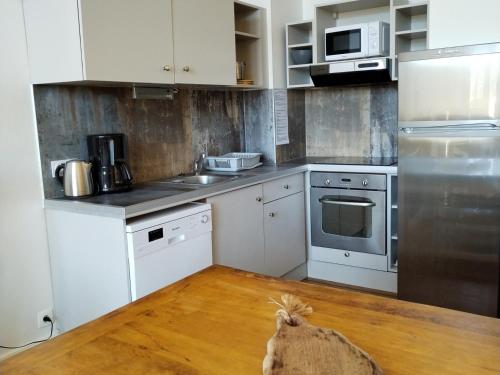Fotografia z galérie ubytovania Appartement spacieux pour 10 pers. avec piscine intérieure, sauna et WiFi - FR-1-165B-2 v destinácii Jausiers