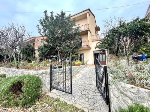 Apartment in Dramalj 44016