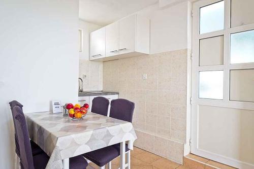 Apartment in Mlini 44020 – Photos 2