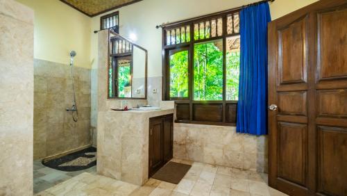 Ένα μπάνιο στο Alam Gili Trawangan by Mahaputra