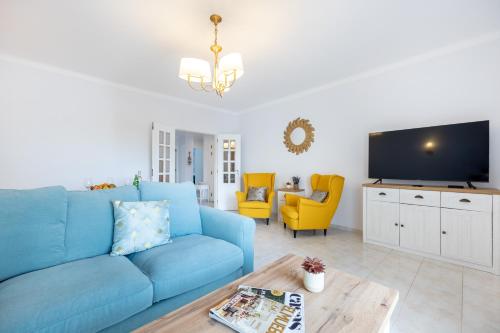 Stylish Seashore Apartment