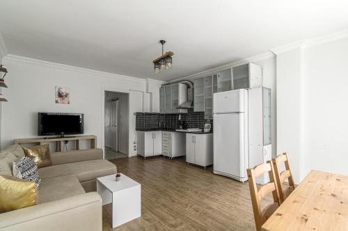 Kép Furnished Bright and Chic Flat in Besiktas szállásáról Isztambulban a galériában