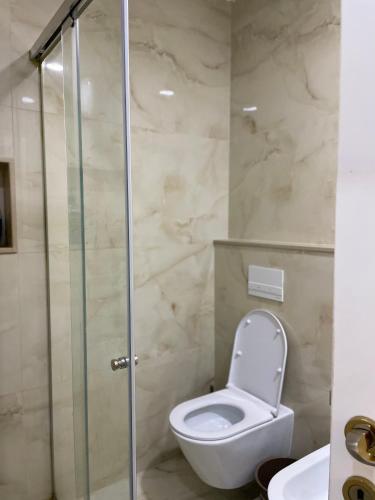 Imagen de la galería de City Rest Bllok, en Tirana