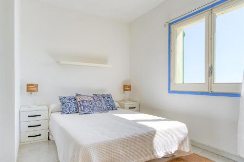 Postel nebo postele na pokoji v ubytování Mallorca 15 Canyelles Roses - Immo Barneda