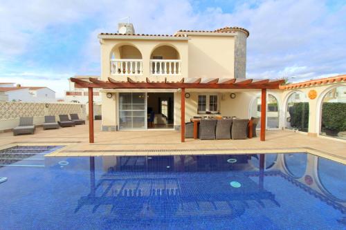 LEON INMO Villa Loro - 14157