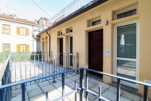 Un balcón o terraza en Lianora Apartment by Quokka 360 - comfortable and modern flat in the centre of Como