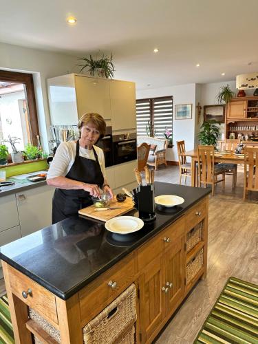 Køkken eller tekøkken på Doura Lodge