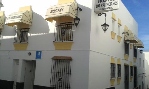 Imagen de la galería de Hostal Casandra - antiguo Hostal Los Valencianos, en Conil de la Frontera