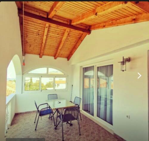 Apartmani Roko&Lovre Paklenica