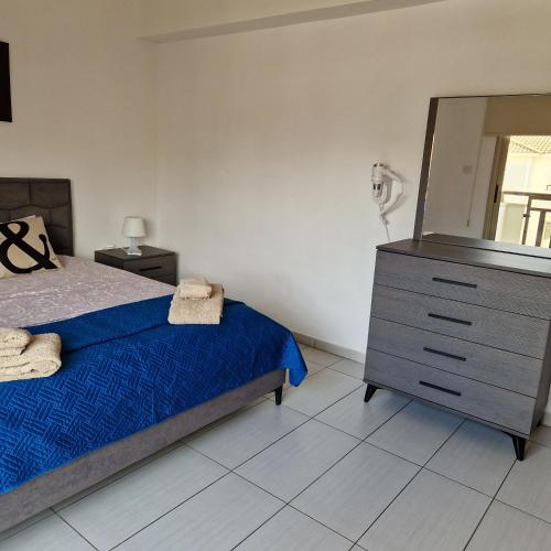 Tempat tidur dalam kamar di PERNERA 33 Beach House