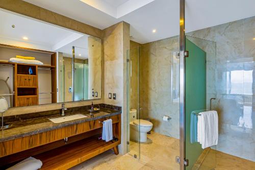 Ένα μπάνιο στο Blue Horizon 304 at Residences