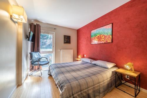 Postel nebo postele na pokoji v ubytování Gîte Le Jorat - Appartement C