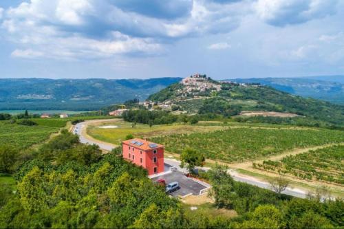 Rooms Casa Rossa in Motovun central Istria
