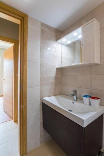 A modern and spacious flat in Gazi