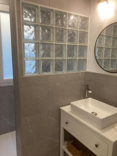 Bilik mandi di Appartement Le Coty