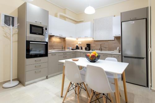 Luxury Apartment in Garitsa Bay