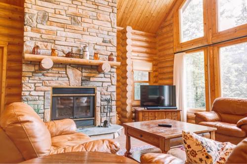 Fiddler Lake Resort Chalet 27 Cerf – Photos 3